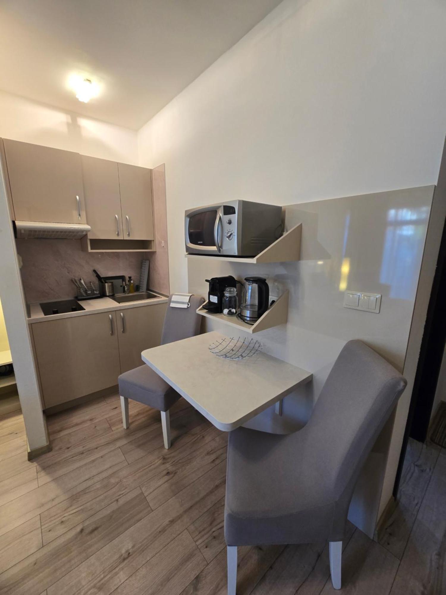 Apartman Elizabeth Bešeňová エクステリア 写真